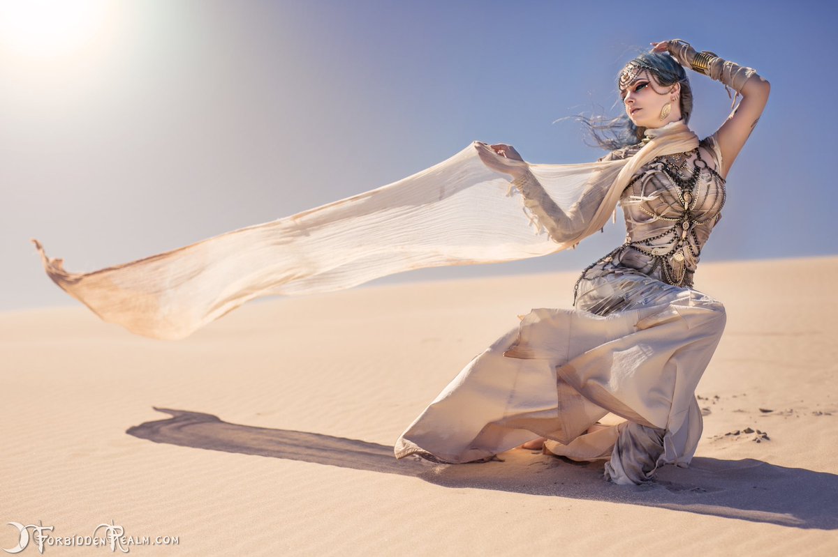GenTheHobbit's tweet photo. This shoot was worth getting sand in every crevice 😂
Mirage - full set on ForbiddenRealm now. https://t.co/aYxEUwws4E