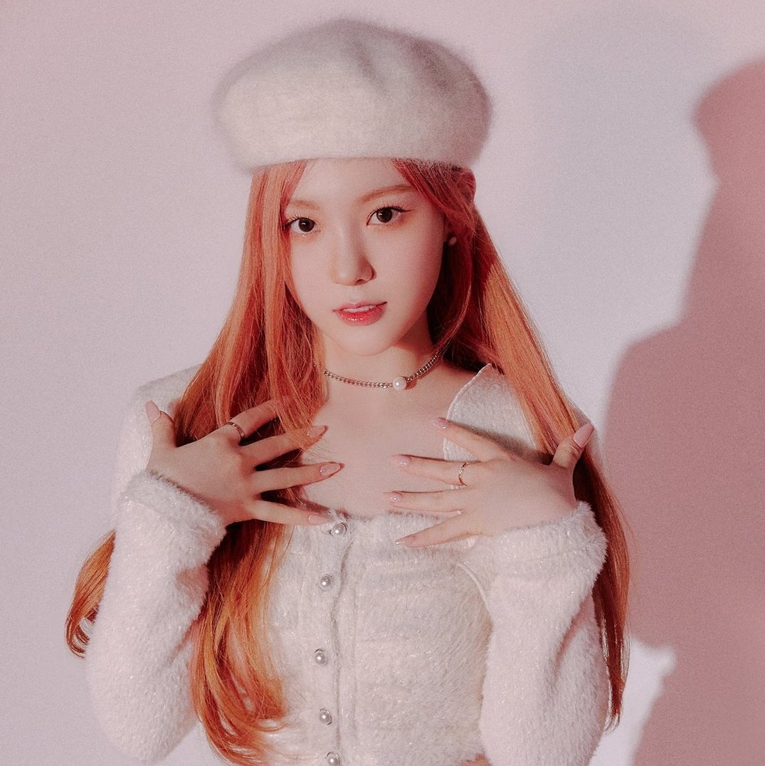 0200FEED's tweet image. LOOK AT THEM