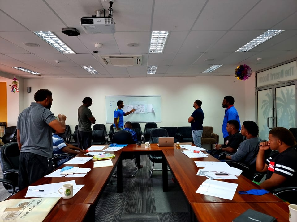 EngineFiji's tweet photo. Fortunate to be working with aspiring young leaders that are part of @BSeremaia  Rugby Academy Fiji. Through the MSME support work with the @UNDP_Pacific @ILOPasifika  and @IFAD, these future rugby stars are taking a proactive approach towards ensuring a secure life after rugby. https://t.co/M5O3A6ATlz