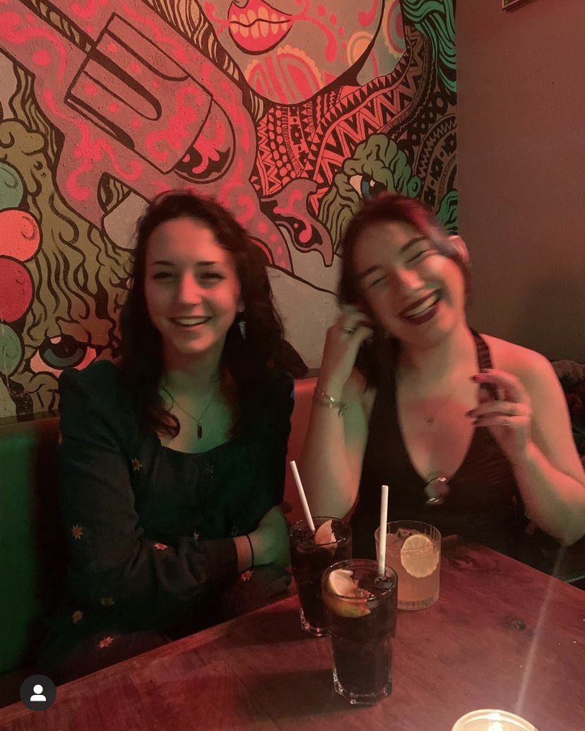 Shadowsofarose's tweet image. blurry memories