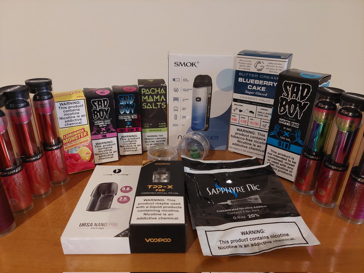 Just unpacked my order from <a href="/EightVape/">EightVape</a>'s Christmas sale!  Stocked up on my must haves and treated myself to some new flavors too.  This was my first order using STAT delivery and I'm satisfied overall.  Thanks EightVape!  🥰🎱