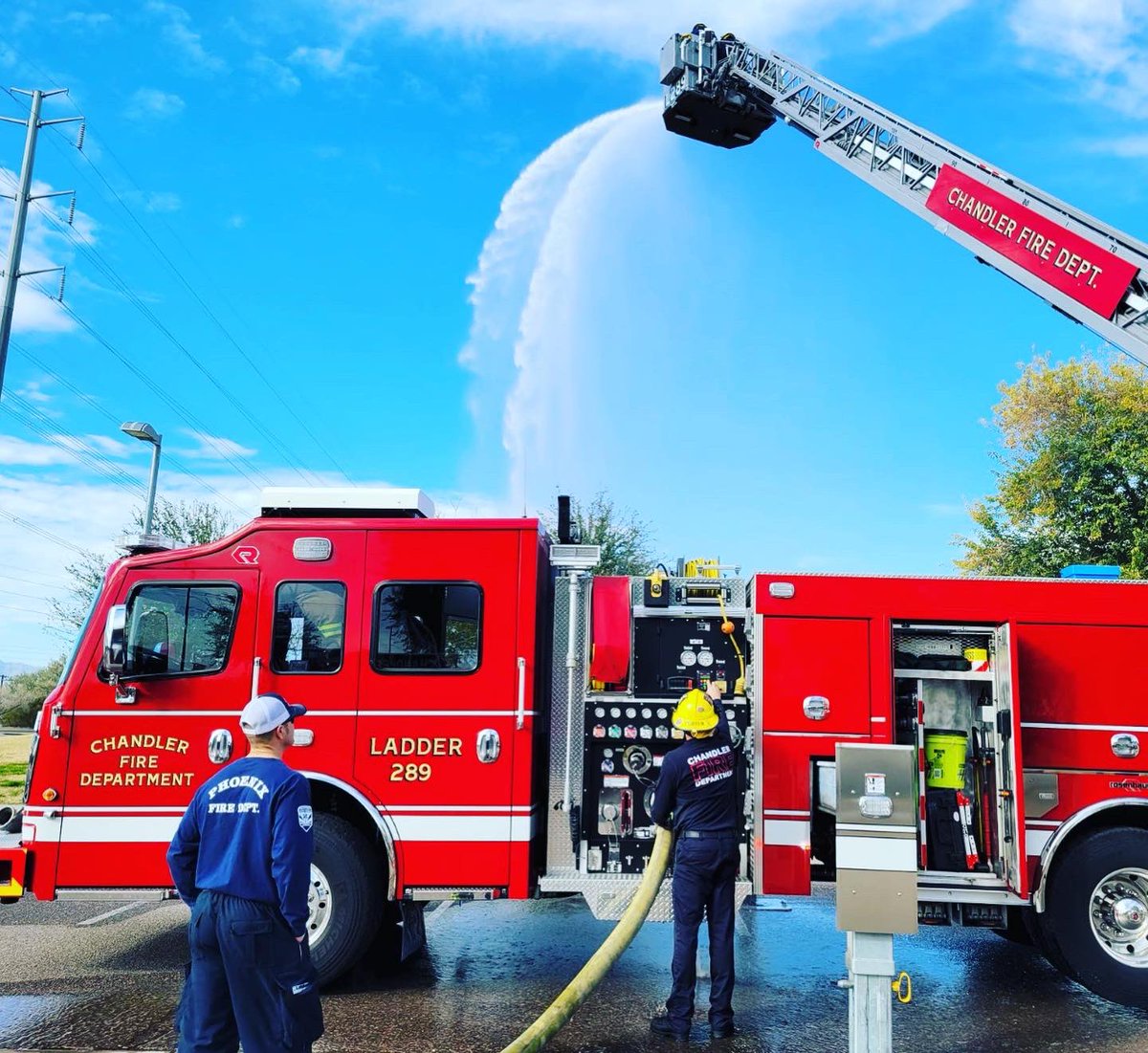 Phoenix Fire Dept. tweet media