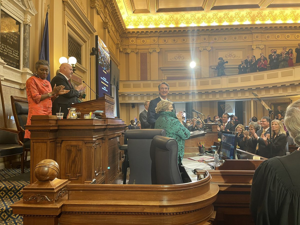 Phillip Scott tweet media