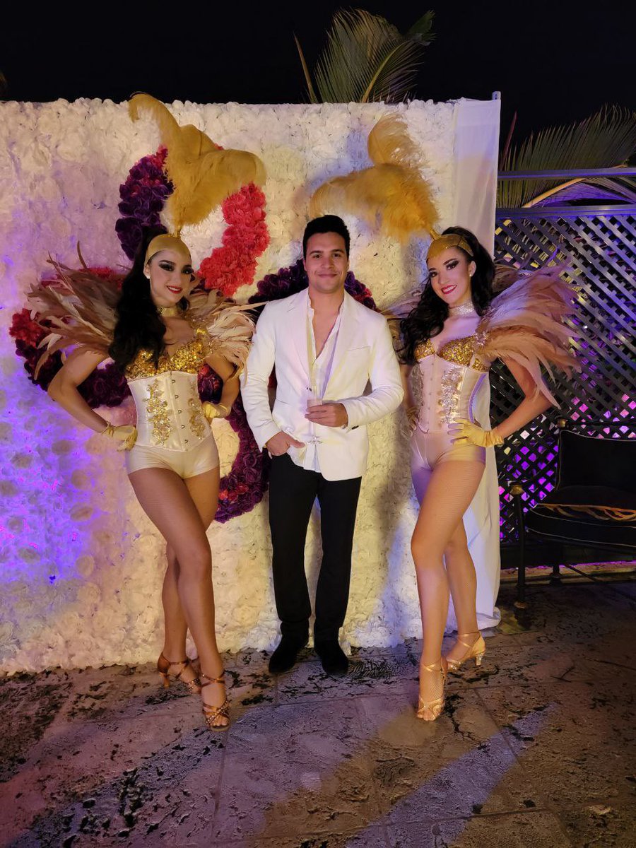 Looking dashing, Petrix of <a href="/MoonBootsCap/">Andrew</a> at the #PraSaga photo spot at the Awards Ceremony and Charity Gala at Versace Mansion this evening! 🥂
#Versace #Gala #blockchain #btcmiami #prasaga #sagacoin #sagachain #bitcoin  #metaverse #blockchaintech #charity #WashingtonElite
