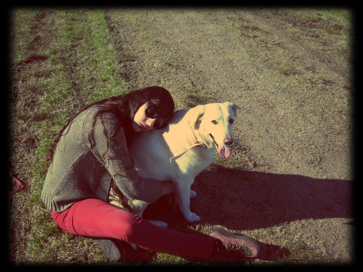 Tefipunk89's tweet photo. Para Siempre chancho bebe de mamá 😭💔 https://t.co/NkiMT2JZuv