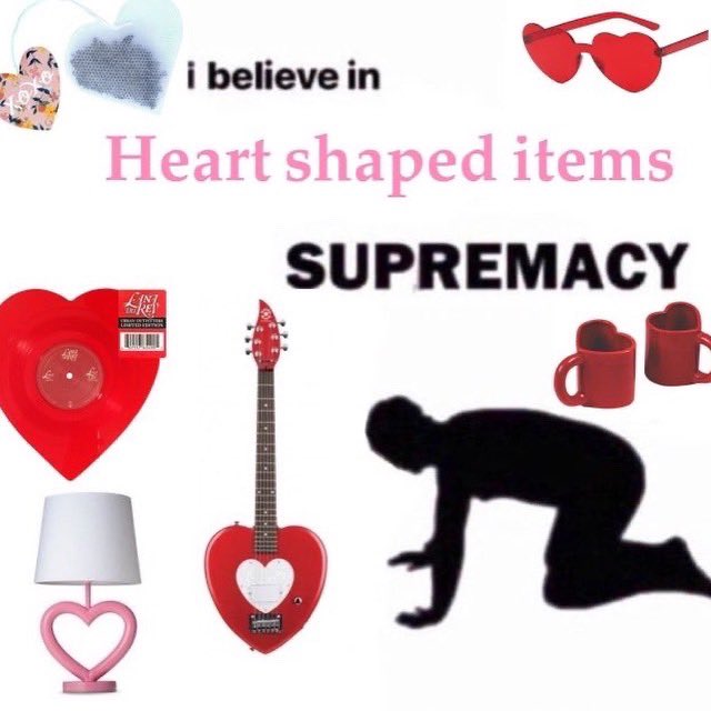 Made the barbed wire by hand for this little mirror 💖