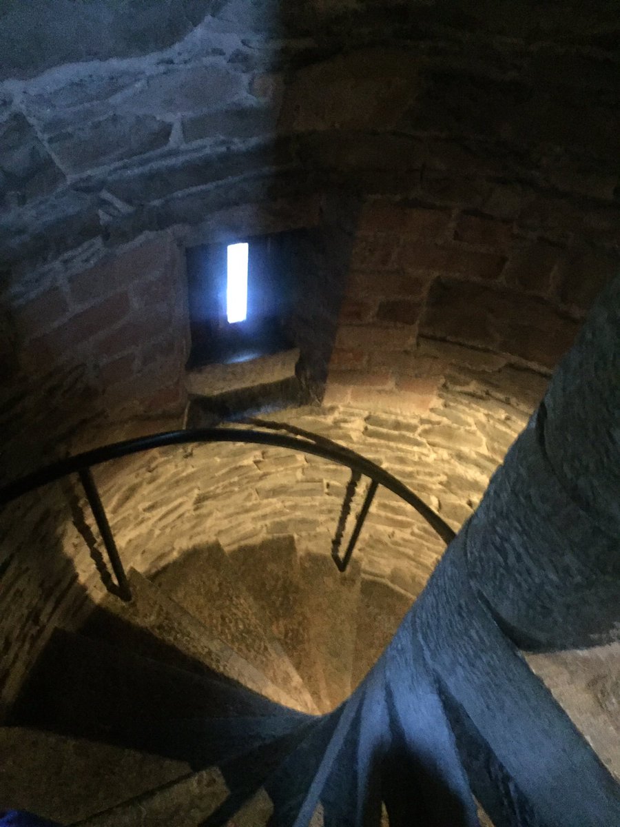 sumitnarangIn's tweet photo. Stayed in castle on weekend https://t.co/96QrgZBwQV
