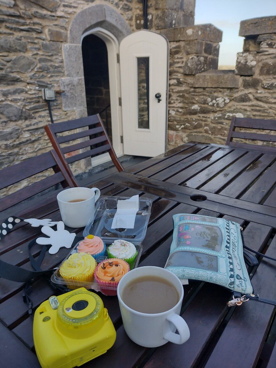 sumitnarangIn's tweet photo. Stayed in castle on weekend https://t.co/96QrgZBwQV