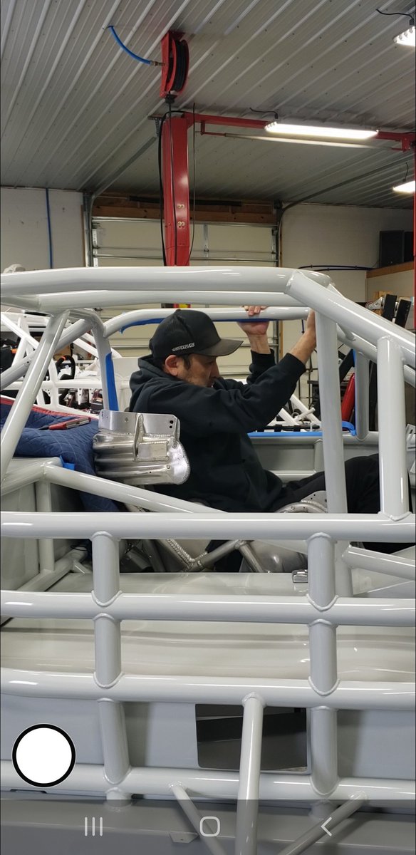 Not playing with jungle-gym. Started most fun job for building the race car 😵
#NoSnowday #NASCAR