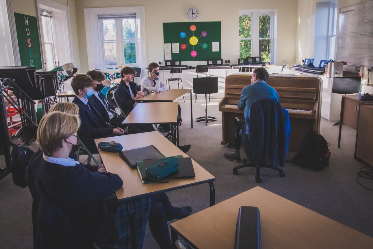 🎶Mistakes are cool🎶

Today our musicians enjoyed an inspiring day with top Scottish jazz musician and educator, Richard Michael <a href="/JazzPianoLesson/">RichardMichael</a> 

What a fantastic day of hands-on music making that challenged and inspired us all. 

<a href="/StrathallanSchl/">Strathallan School</a>