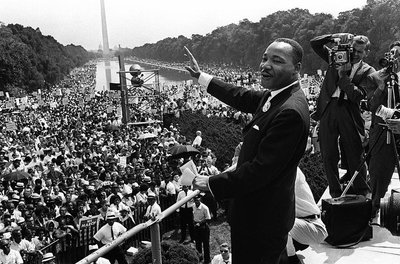 _solesolar's tweet photo. “I have decided to stick with love. Hate is too great a burden to bear.” 🖤

#happymlkday #solesolar #martinlutherkingjr https://t.co/2gCZCU2u4s