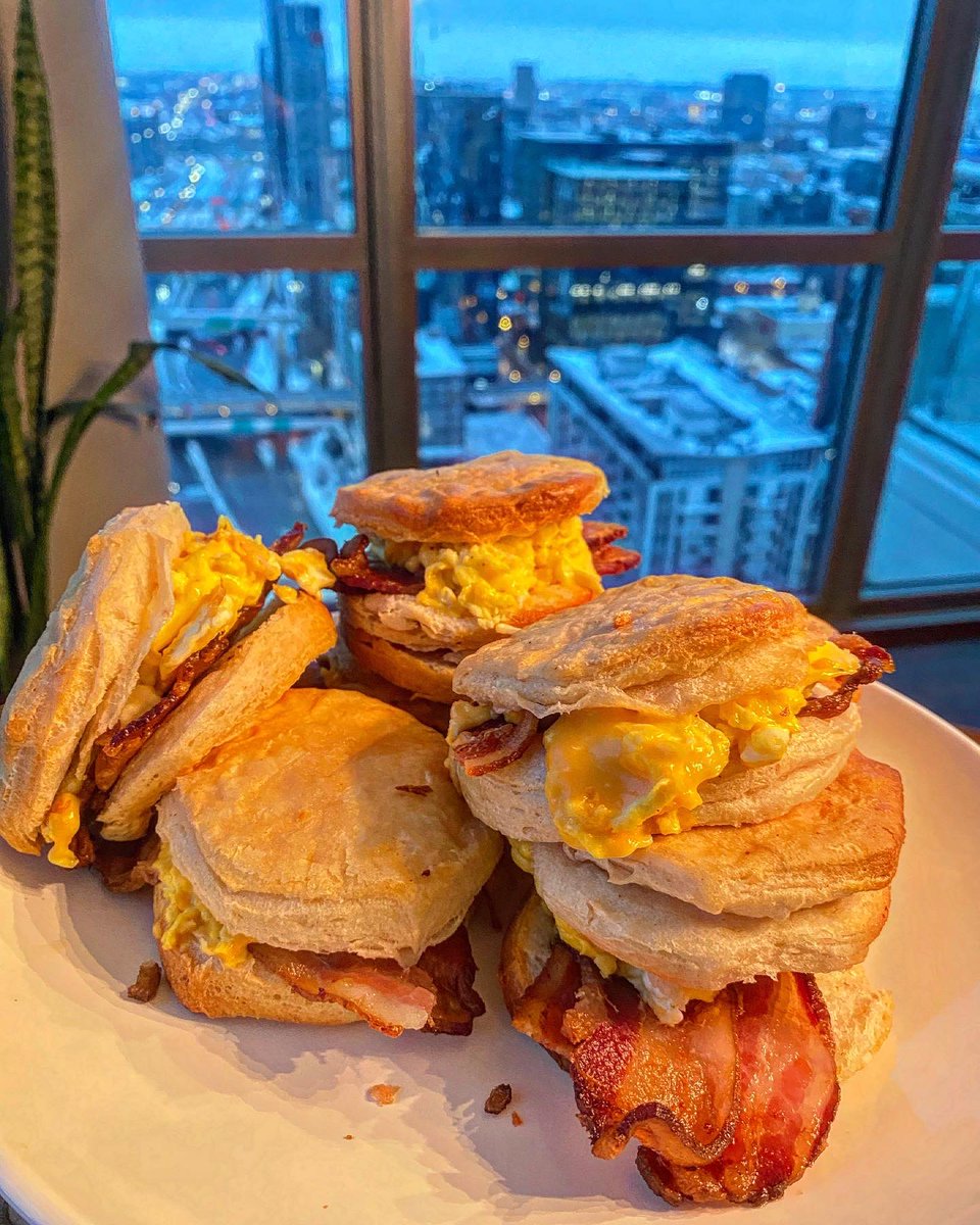HustlersKitchen's tweet photo. IG: hustlerskitchen https://t.co/gQyphPkXwX
