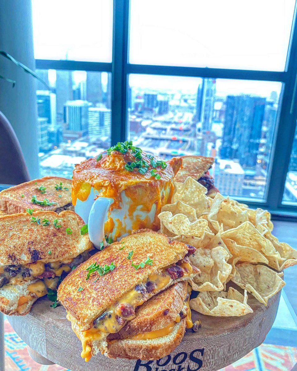HustlersKitchen's tweet photo. IG: hustlerskitchen https://t.co/Q8VhL1lRX6