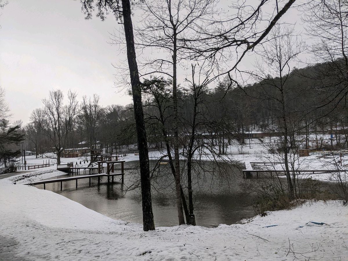 BlueRidgeCamp's tweet photo. Winter Wonderland @ CBR! ❄️ https://t.co/xZD0jhgNIN