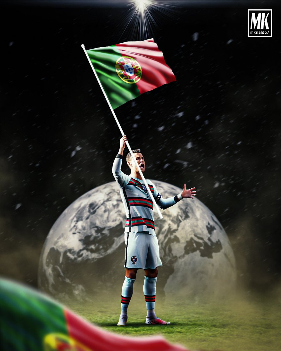 MKnaldo7's tweet photo. FIFA has honoured Cristiano Ronaldo #TheBest 'FIFA Special Award' for the unprecedented achievement on breaking International goals.

115 goals (and counting). 🇵🇹🐐 https://t.co/rZEWH4KevM