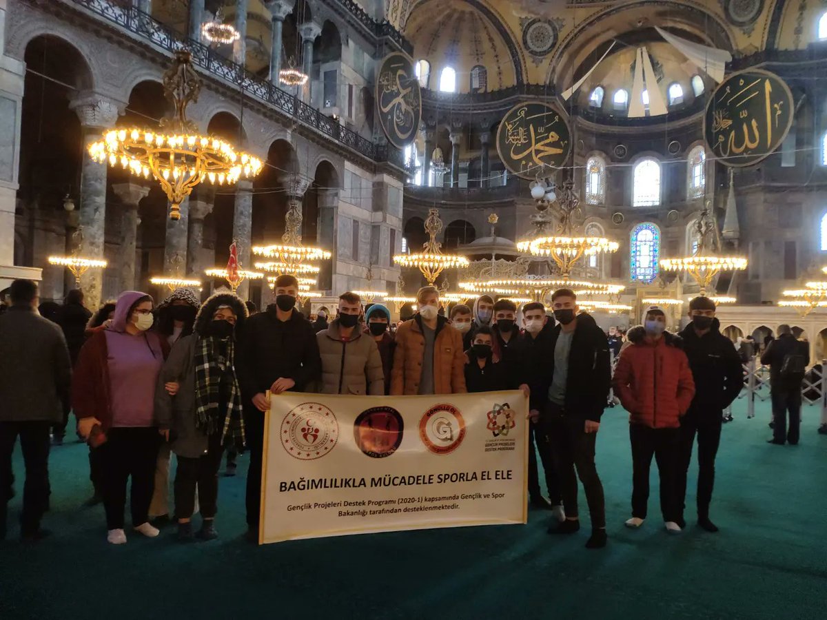 gordesmtal's tweet photo. Gençlik ve Spor Bakanlığımızın desteklediği Bağımlılıkla Mücadele projesi kapsamında İstanbul'umuzun tarihi ve doğal güzelliklerine öğrencilerimizle yolculuk yaptık.
@Manisa_MEM @GordesMEM @kasapoglu
@gencliksporbak
@ozturkyunus45 https://t.co/0FBUvkcl5A