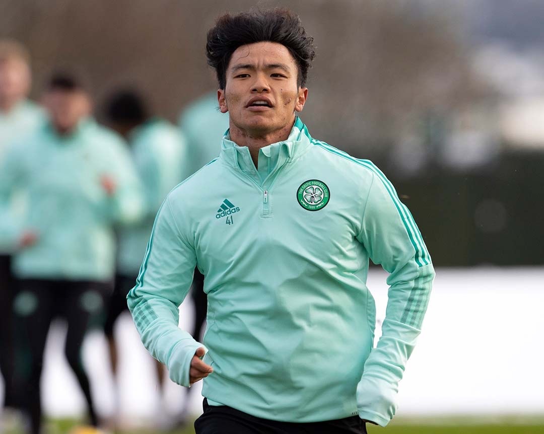 Hatate looks class 🇯🇵