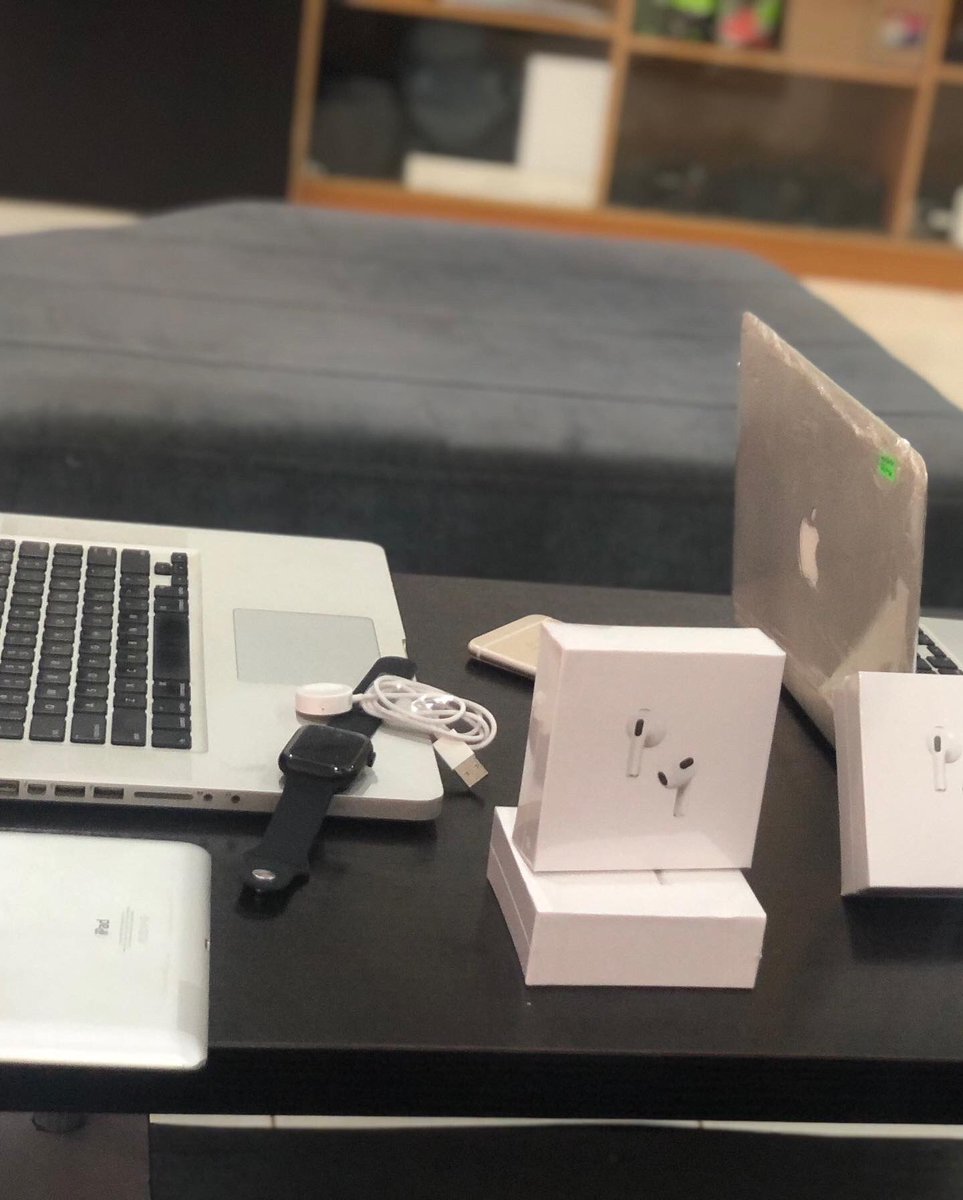 Kantin_Arewa's tweet photo. Apple AirPods 3
Price : #116k
#KudaXLiquorose https://t.co/RjRqHWBAeq