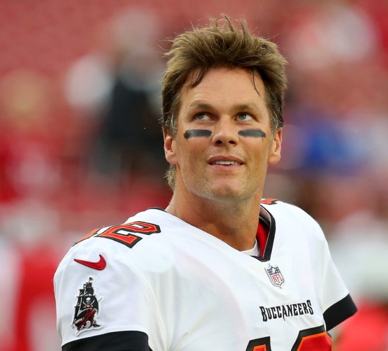 Super70sSports's tweet photo. Tom Brady led the NFL this year with 5316 yards passing and 43 touchdowns.

He was older than 13 head coaches. https://t.co/9MBJbYnxny