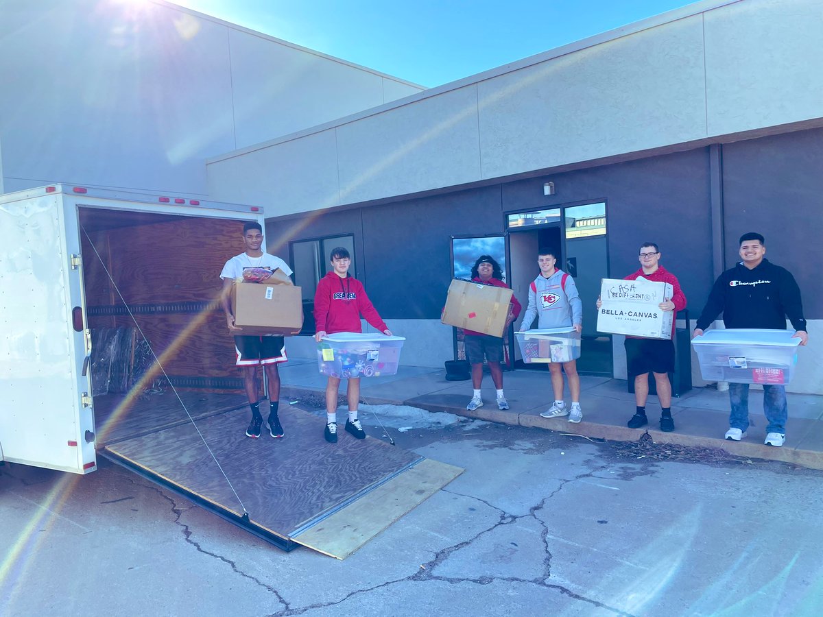 Great Bend Football tweet media