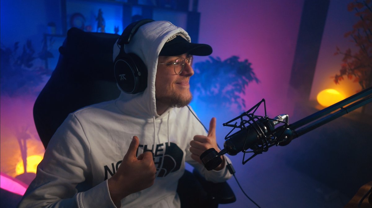 MushV6_'s tweet photo. LIVE DEMAIN 20H 🚧🦾 https://t.co/V9Bdr7BThX