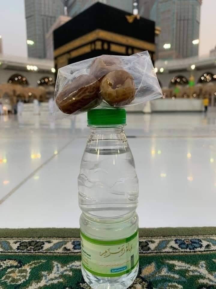 "لم يعُد اشتياقًا بل أصبح احتياجًا ؛ فاللهم أرزقنا زيارتها."💚🕋