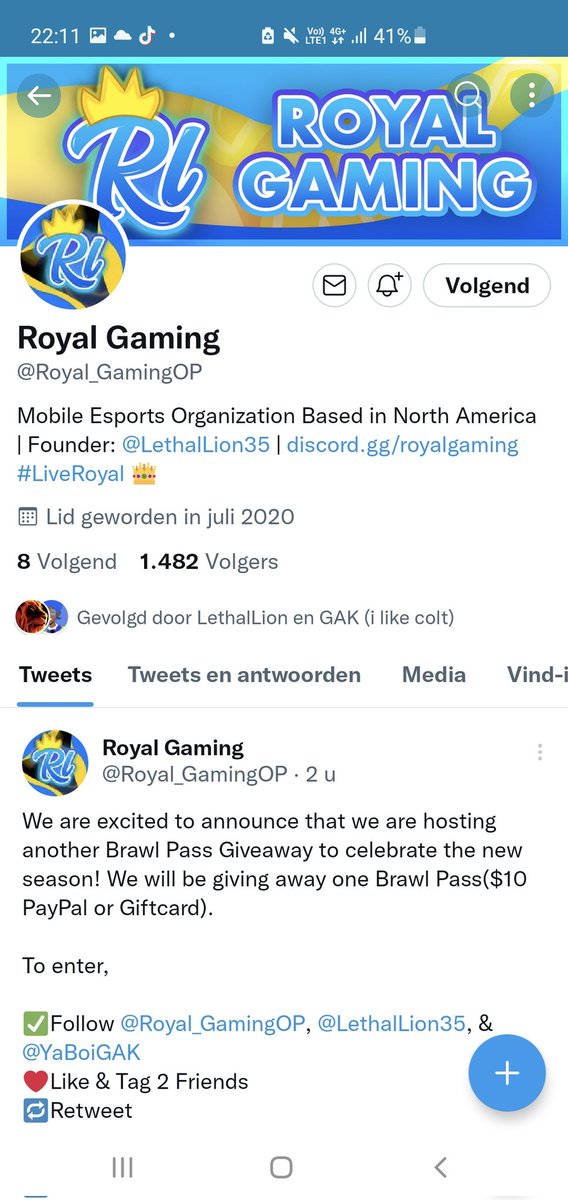 Edouard71102144's tweet photo. @Royal_GamingOP @LethalLion35 @YaBoiGAK Evidence of everything i would really lile it too i am broke lol and i started playing from 2018 so thanks btw for doing this😚🥰😍🤩💋❤ https://t.co/WayyJ1vdI8