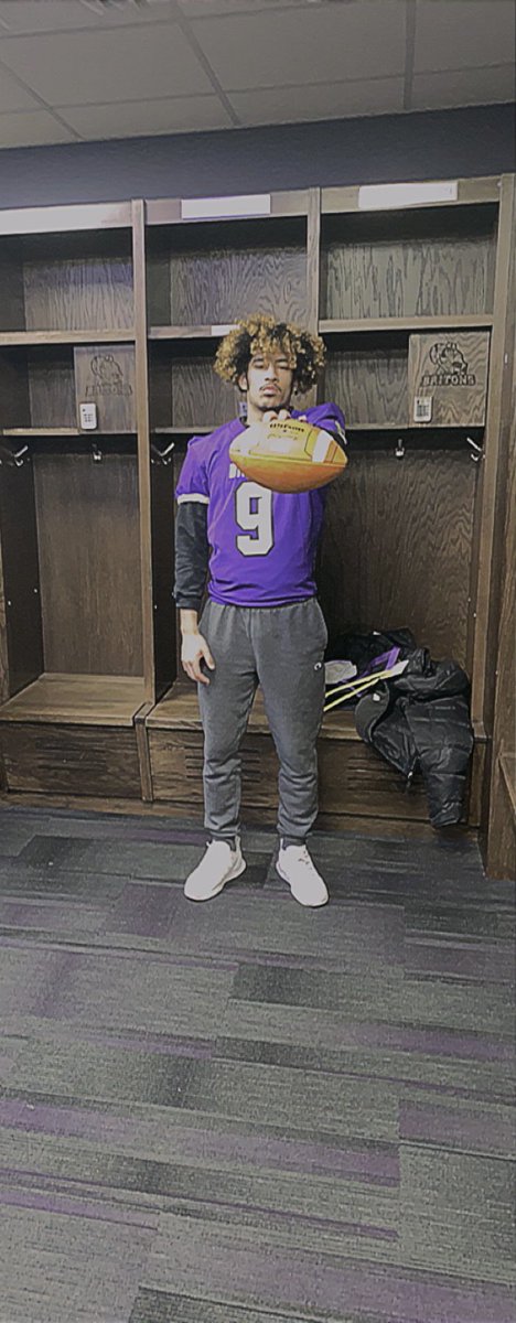 MMB_Dell's tweet photo. Blessed to receive an offer from Albion college! @CoachBeurer @AlbionFootball https://t.co/WxqYAMUAn5