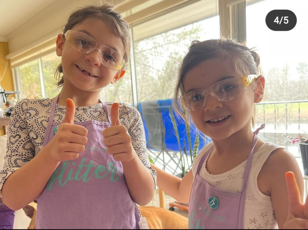 "It. Looks. Like. A VOLCANO 🌋💥!!"
Love seeing young scientists excited about chemistry!! Thanks for sharing dad!

Find all our science kits at yellow-scope.com
#girlsinstem #sciencekit #kidsactivities #homeschooling #STEM