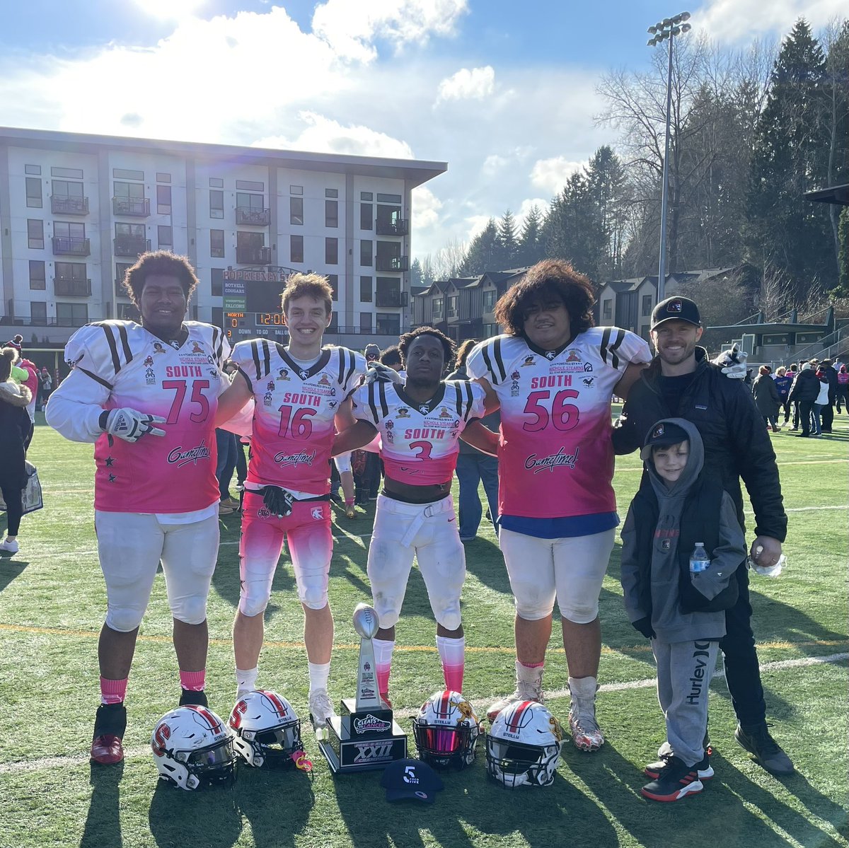 Glad to see this group get one last go together at the <a href="/CleatsV/">CLEATS V CANCER H.S. FOOTBALL ALL-STAR GAME</a> game. Good win gentlemen! #SteillyPride <a href="/SteillyFB/">Steilacoom Sentinels Football</a> <a href="/ColeMiller_16/">Cole Miller</a> <a href="/DeandreNapier/">De3@ndre</a> <a href="/70_NickBarnes/">Nicholas Barnes</a> <a href="/7_stowers/">Sam Stowers | 330 lbs | 6'4" | 3.4 GPA | C/O '22</a>