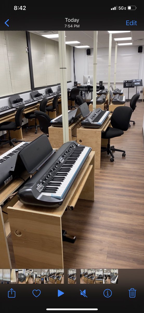 BridgeSetSound's tweet image. University piano lab relocation install over the weekend. Those are our custom piano desks! More to come!