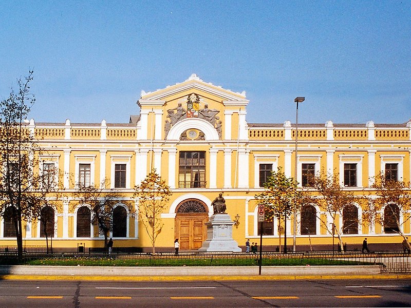 📣Atención: La Universidad  de Chile estará en #receso en el periodo comprendido entre el 31 de enero y el 25 de febrero 2022, durante el cual el personal hará uso de su feriado legal.
➡️Retomamos actividades el lunes 28 de febrero!