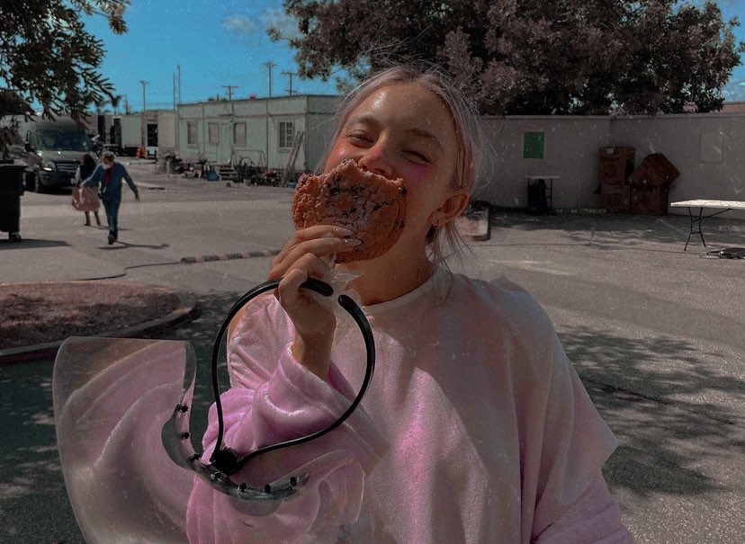 ⠀
⠀
𝐌𝐘 𝐒𝐈𝐒𝐓𝐄𝐑 

                   𝕍𝕊

                      𝖳𝖺𝗄𝗂𝗇𝗀 𝗍𝗁𝖾 𝗰𝘂𝘁𝗲𝘀𝘁 𝗉𝗁𝗈𝗍𝗈𝗌
⠀
⠀