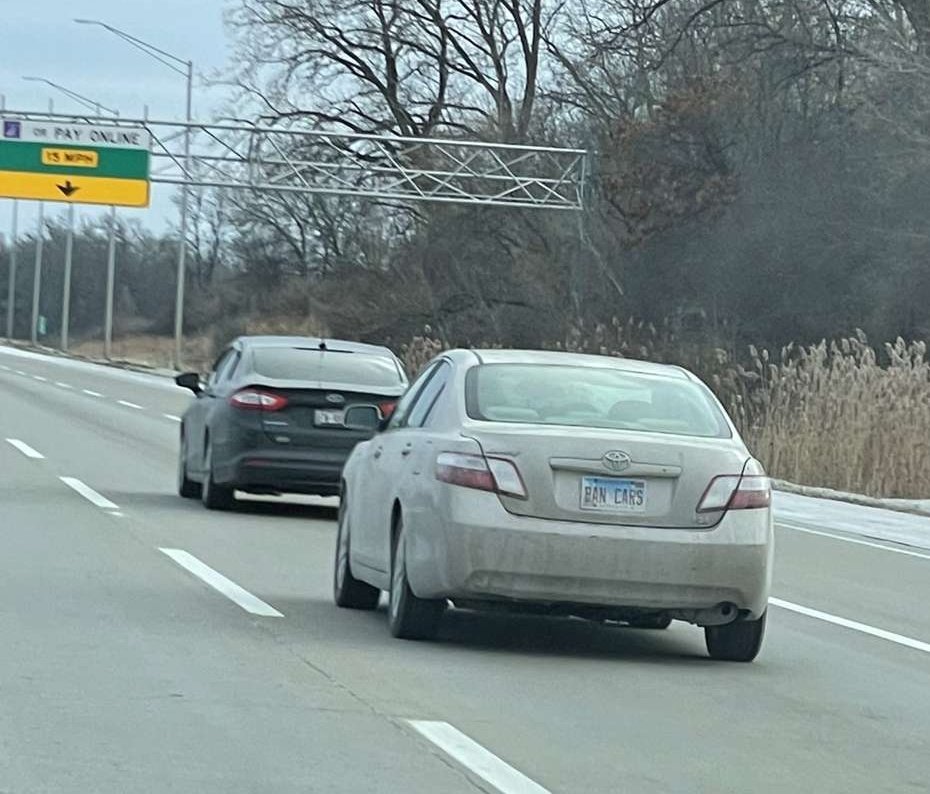 robbiexor's tweet photo. @TheWarOnCars @BicycleLobby spotted by @ShittyVibesTM
#therearedozensofus https://t.co/6j9xZ4qoXx