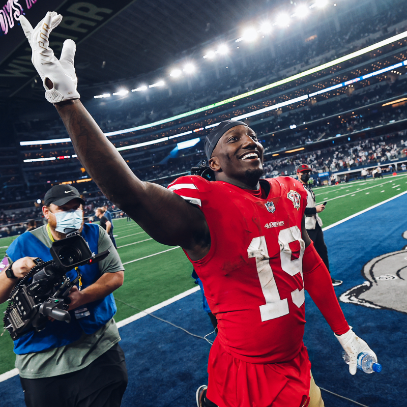 49ers's tweet photo. Victory frames 🤩