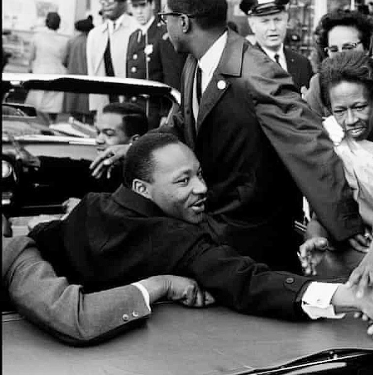 mofec2750's tweet photo. “Darkness cannot drive out darkness; only light can do that. Hate cannot drive out hate; only love can do that.” MLK https://t.co/HGOOTKLXU8