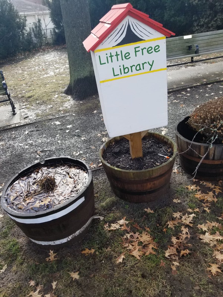 thehungrymouse's tweet photo. @MayorDriscoll, you were able to force V-passports in Salem, MA, but I’m still finding loose needles every week in my neighborhood. How about addressing ALL of the actual health concerns in the city? (Patten Park, School St.) Cc:@joerogan @RealCandaceO @RealSpikeCohen https://t.co/XT6kEO4eYW