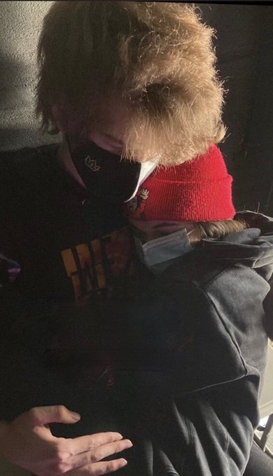 Shroombies's tweet photo. Do u guys ever think about how Ranboo has said a couple times that he believes there are people you're meant to meet in life https://t.co/Z7eG24ZhBD