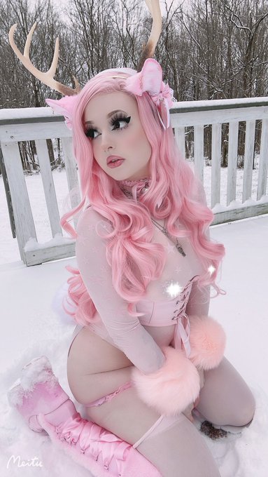 Rudolph&rsquo;s girlfriend or something https://t.co/vgnrcHf1h8