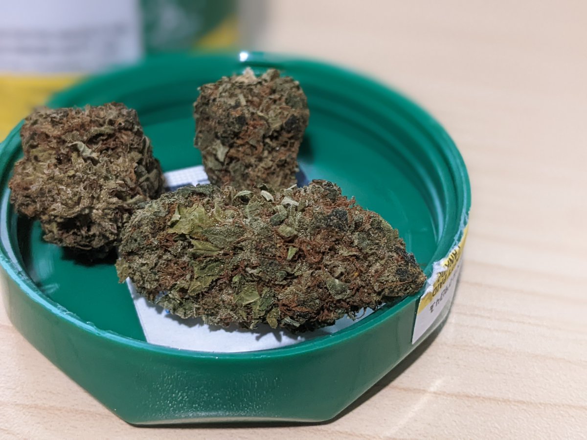 LA Confidential ~ A strain with an Afghani Indica landrace genetic for a clear euphoric mindful expansion.