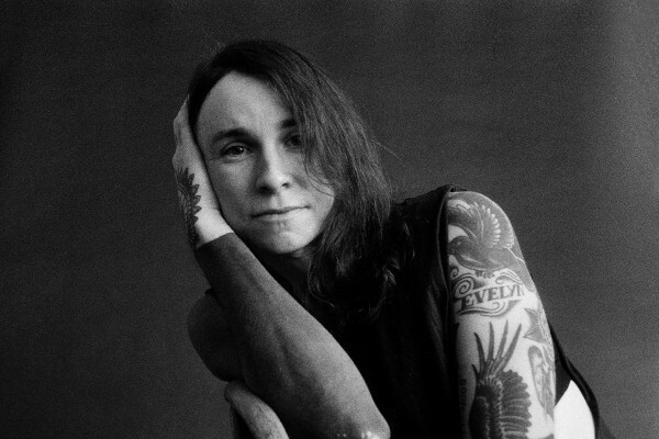 Punknews's tweet photo. Laura Jane Grace recording new material
https://t.co/YQiZBgqKGy https://t.co/P6txFBvZcZ