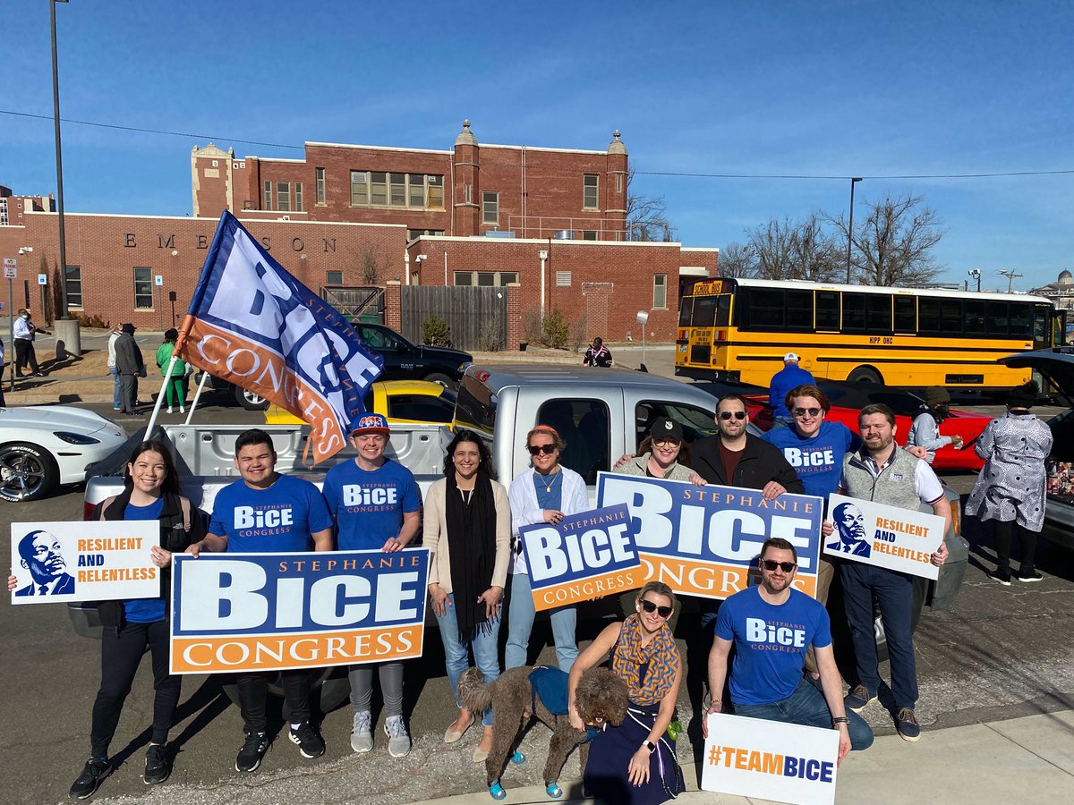 blubaugh_matt's tweet photo. Had a great time walking with @stephaniebice in the OKC Martin Luther King Jr. Day Parade to celebrate #MLK’s incredible legacy. #TeamBice #OK05 #OKC https://t.co/E2rFM7crHw