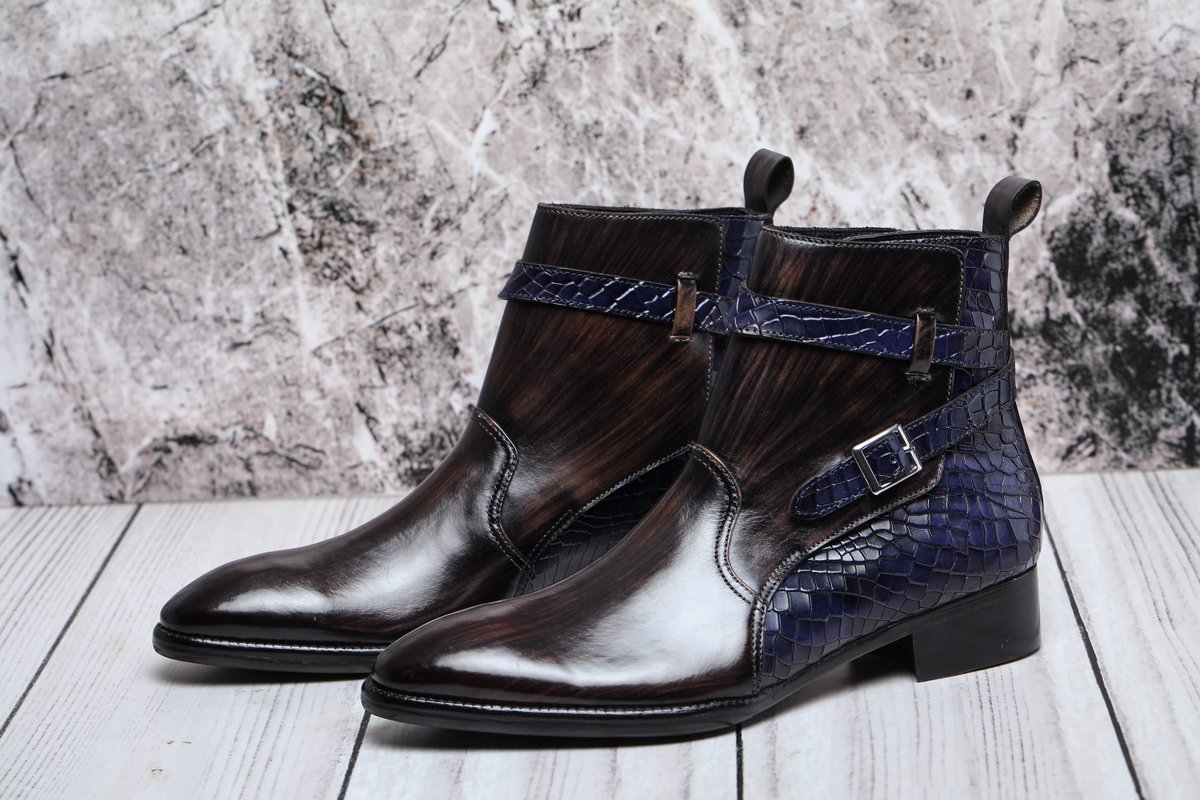 mytrending's tweet photo. WRAP UP 2021 WITH THE ALL-TIME FAVORITE BOOT STYLES
https://t.co/kDzYsCr60t https://t.co/cflU6X2PpB