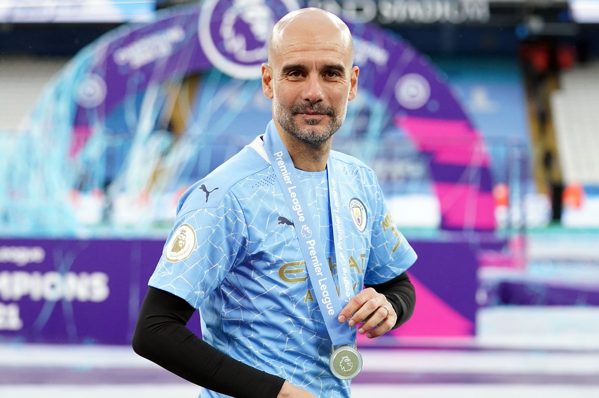Squawka's tweet photo. Happy 51st birthday to the first manager to:

◉ Win the treble with a Spanish side

◉ Win six trophies in a single calendar year

◉ Win the domestic treble in English men's football

◉ Win 100 points in a Premier League season

Happy birthday, Pep Guardiola. 🥳 https://t.co/VQ9HTgJkeW