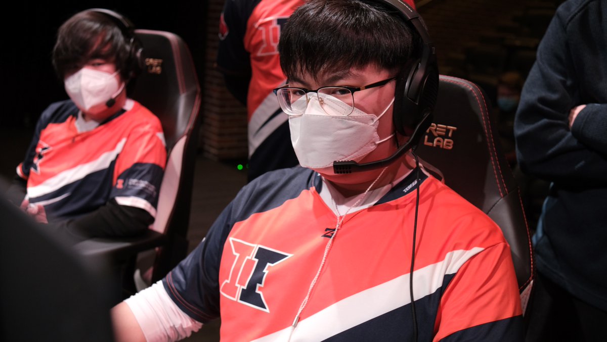 Illini_esports's tweet image. Some more photos of the players!
We cannot be more proud of these players!❤️
