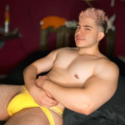 Hunter tweet media
