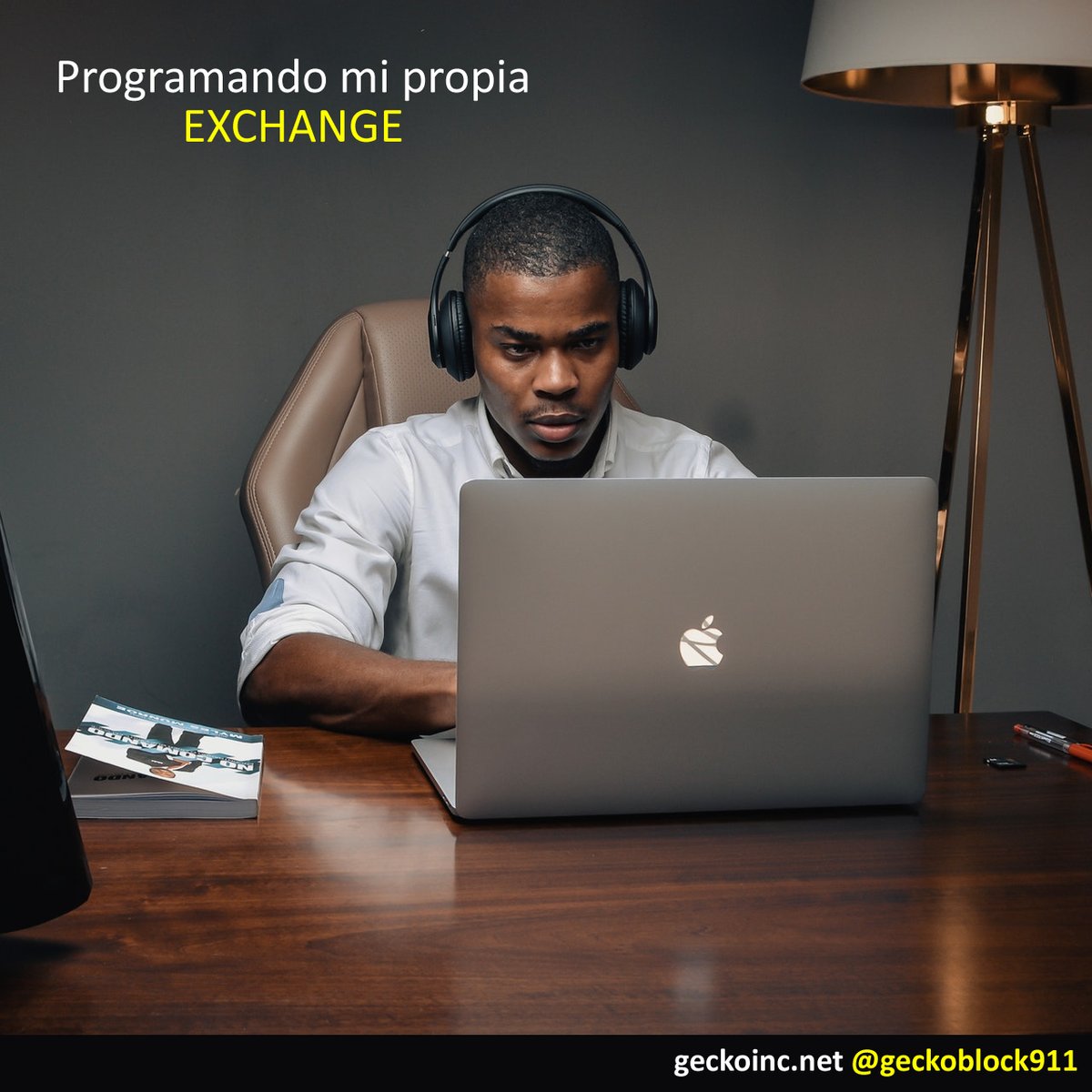 Geckoblock911's tweet photo. #empleo #dinero #blockchain #capacitación #cadenadebloques #trabajo #criptomonedas #crypto #coinbase #binance #bitcoin #ethereum #metaverso #remix #solidity #cursos #seminarios #exchange #mercados #mineria #pos #pow #nft #juegos #token https://t.co/ctOVZCKj7A