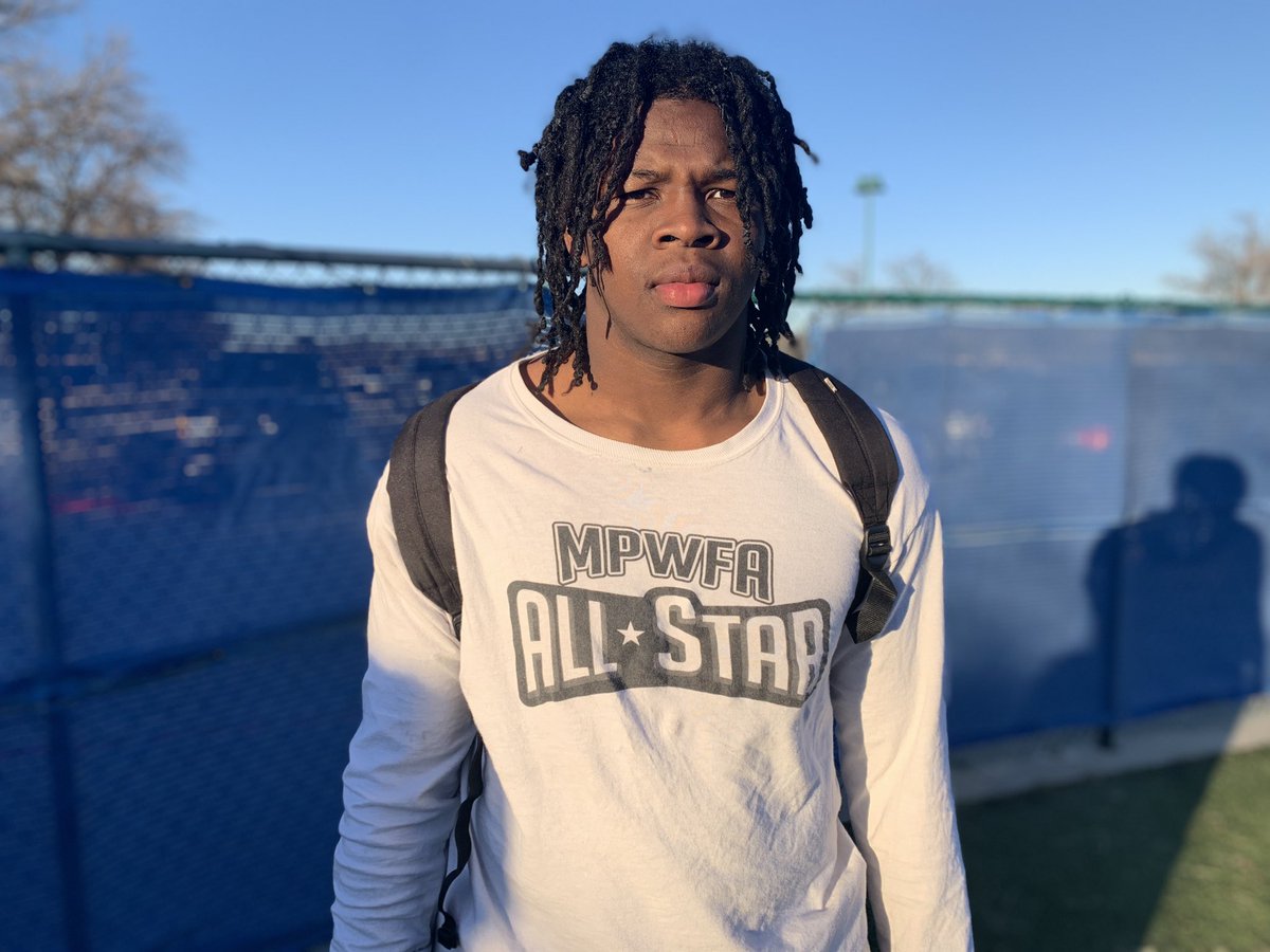 BHoward_11's tweet photo. 2024 Mesquite Horn HS (TX) Edge/ DL Armstrong Nnodim (@strongnnodim) &amp; Preston Davis (@PrestonDavis007). 

Mesquite Horn is set to have a talented defense this coming season especially w/ the disruptive nature of these two. 

Look for this tandem of Nnodim &amp; Davis to turn heads. https://t.co/U2FTWswwFQ