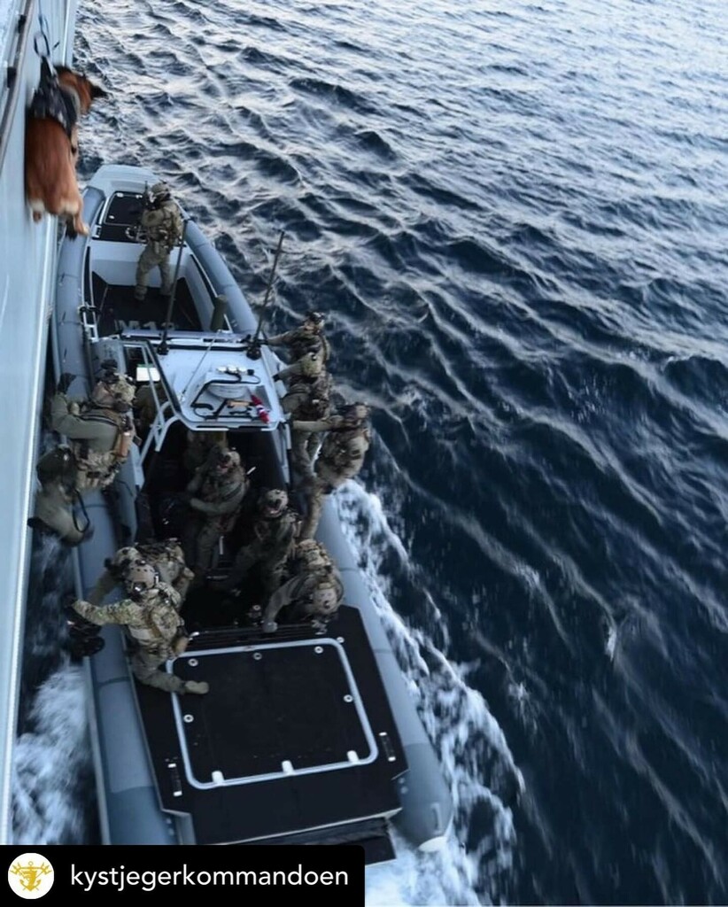 k9storminc's tweet photo. Arctic Circle ship boarding. Just Viking things. 🐺👊💥 #StormThroughAnything
#k9storminc #customfit #norway #mwd #mpc #militaryworkingdog #shipboarding #sof #k9storm https://t.co/RVl7tZ6Vdv https://t.co/MLeEBodbVR