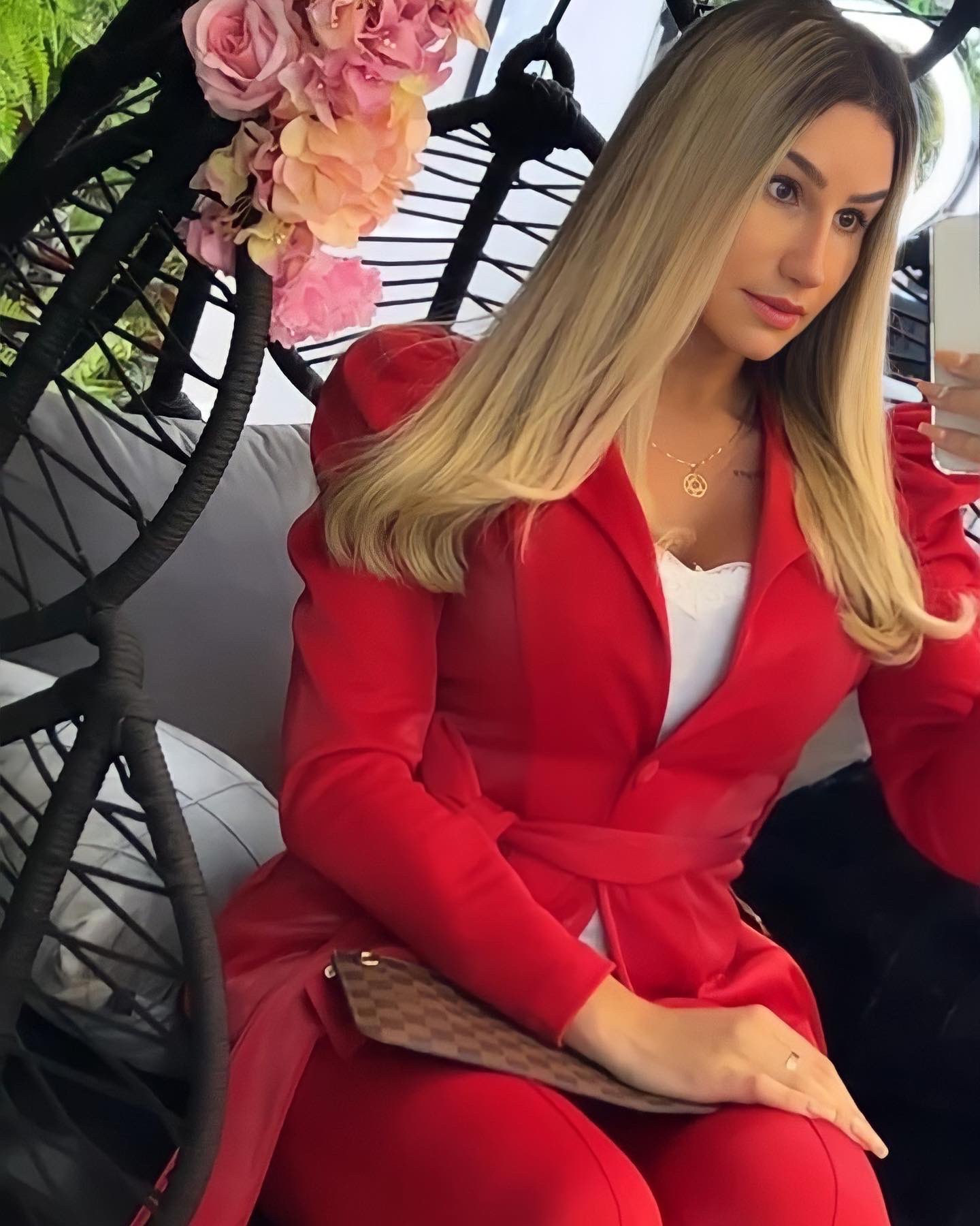 TW Pornstars - 2 pic. 𝐀𝐠𝐚𝐭𝐡𝐚 𝐥𝐢𝐫𝐚 🎀. Twitter. 1, 2 ou 3 ??. 12:24 AM - 18 Jan 2022